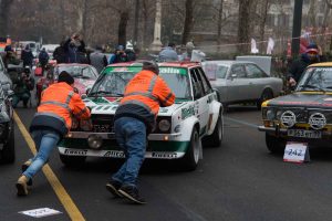 La XXVI edizione del Rallye Monte Carlo Historique si apre oggi con la rombate partenza dei veicoli storici da Milano. 