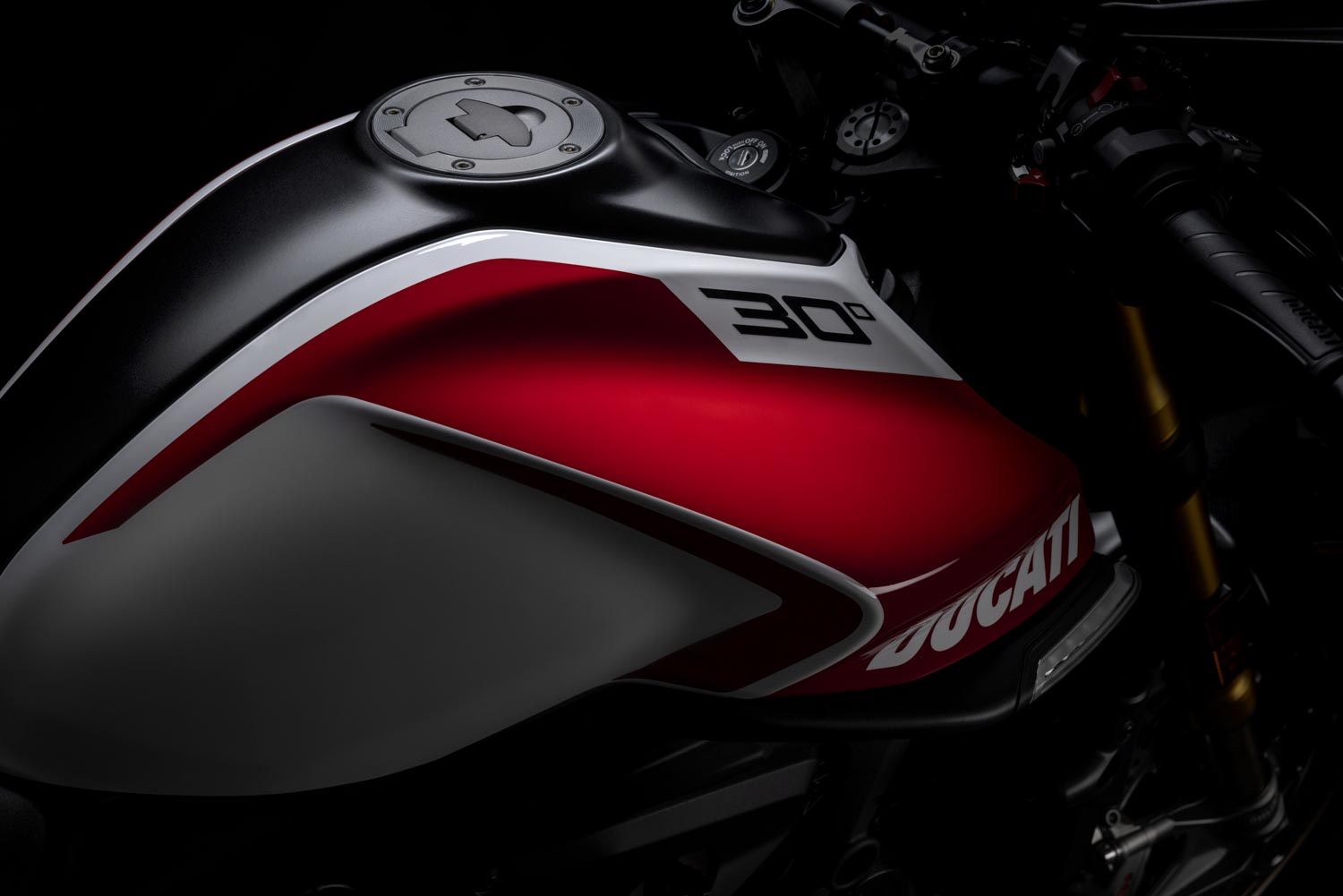 Ducati Monsert detaglio del modello 30° aniversario