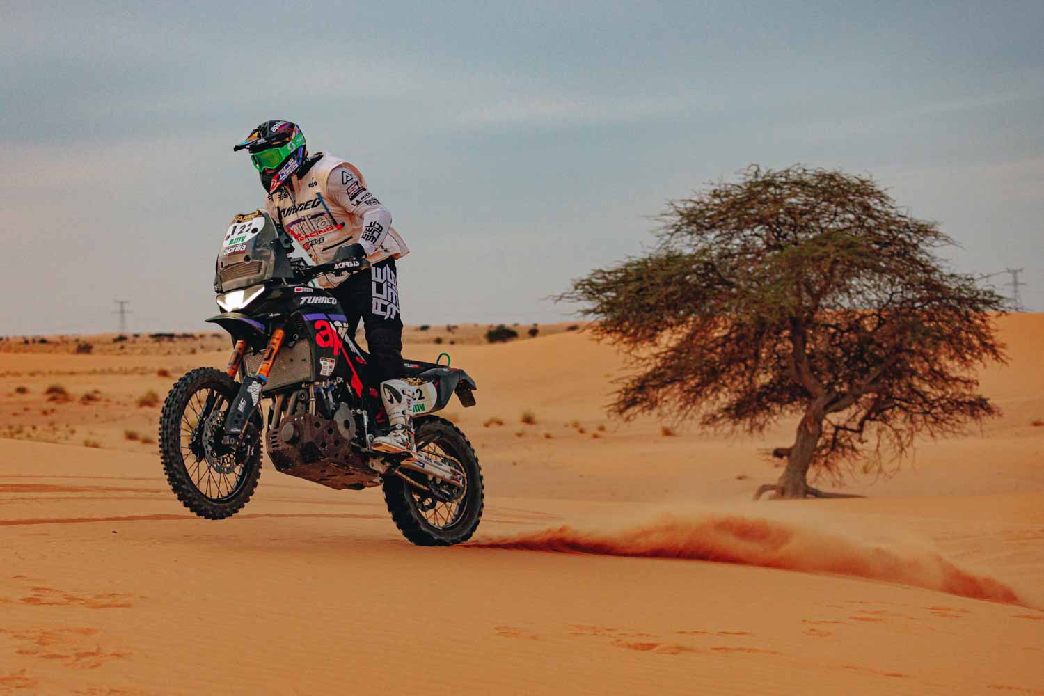 Africa Eco Race vittoria dell'Aprilia Tuareg di Jacopo Cerutti