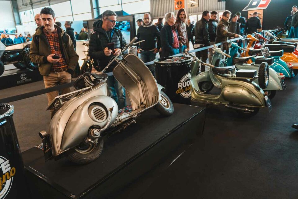 Il Vespa Club d'Italia al MBE: Passione e Tradizione in Vetrina