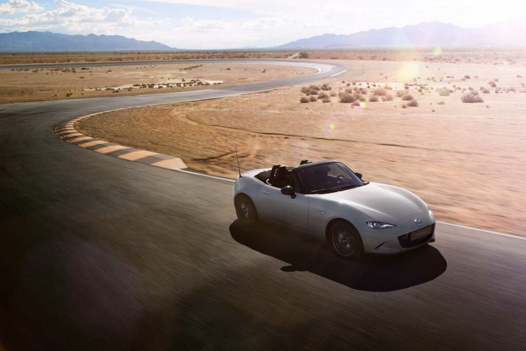 Mazda MX-5 una passione lunga 35 anni