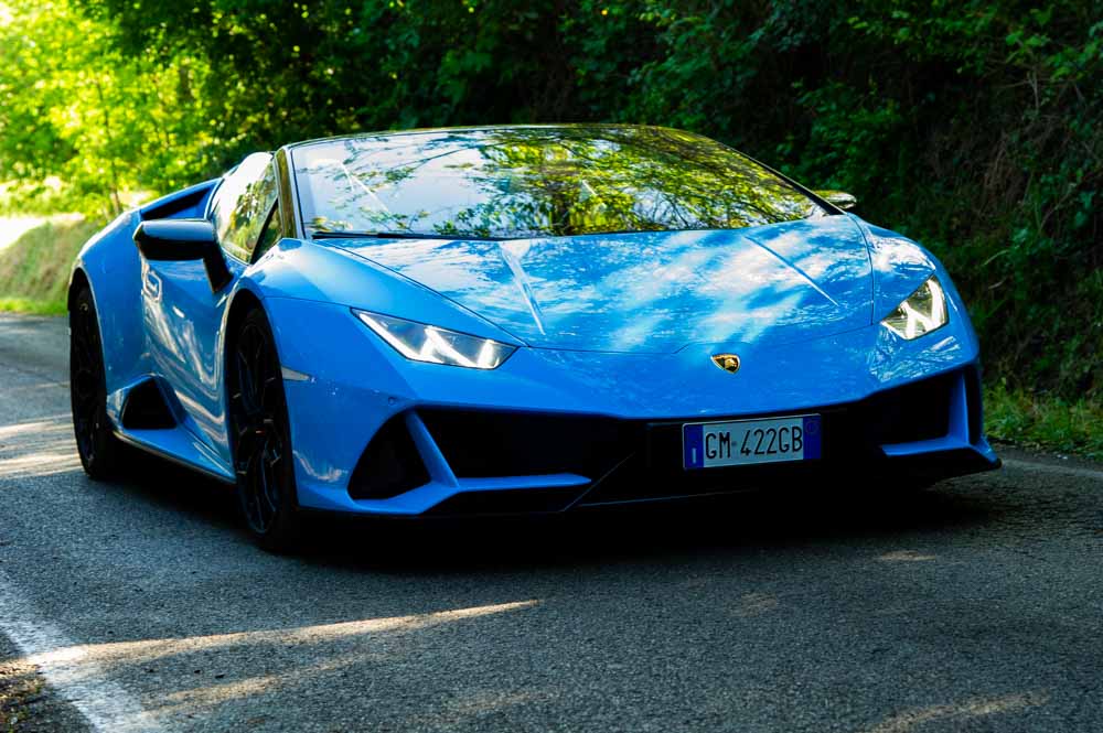 Lamborghini Huracán Spyder test drive al Nürburgring: la danza della supercar