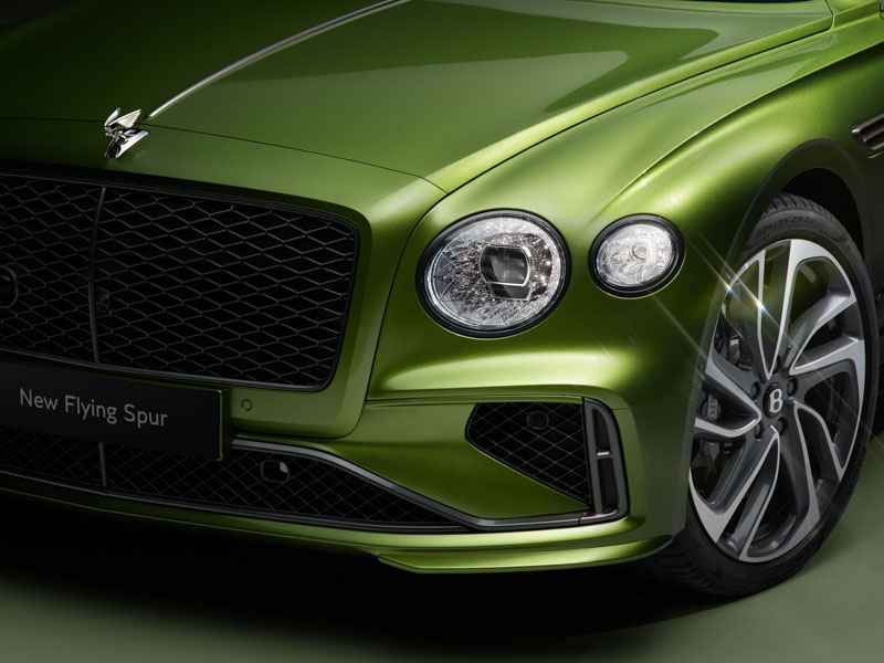 Bentley Flying Spur, la supercar di lusso