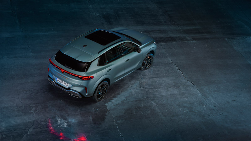 La nuova CUPRA Terramar: Il SUV sportivo che segna una nuova era