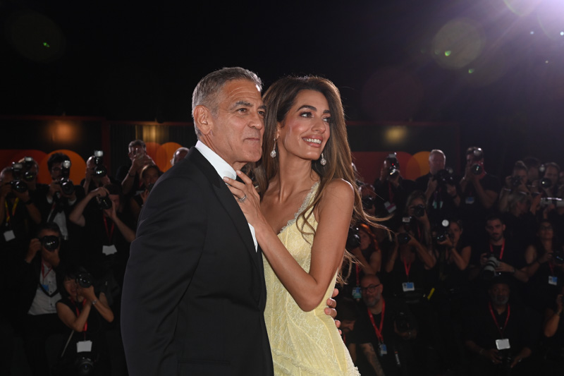 Lo stile di George Clooney e Brad Pitt al Festival del Cinema di Venezia