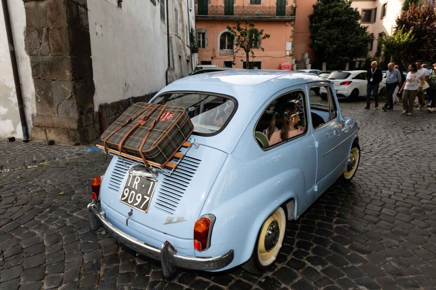 Ruote nella Storia auto d'epoca a Monopoli Puglia