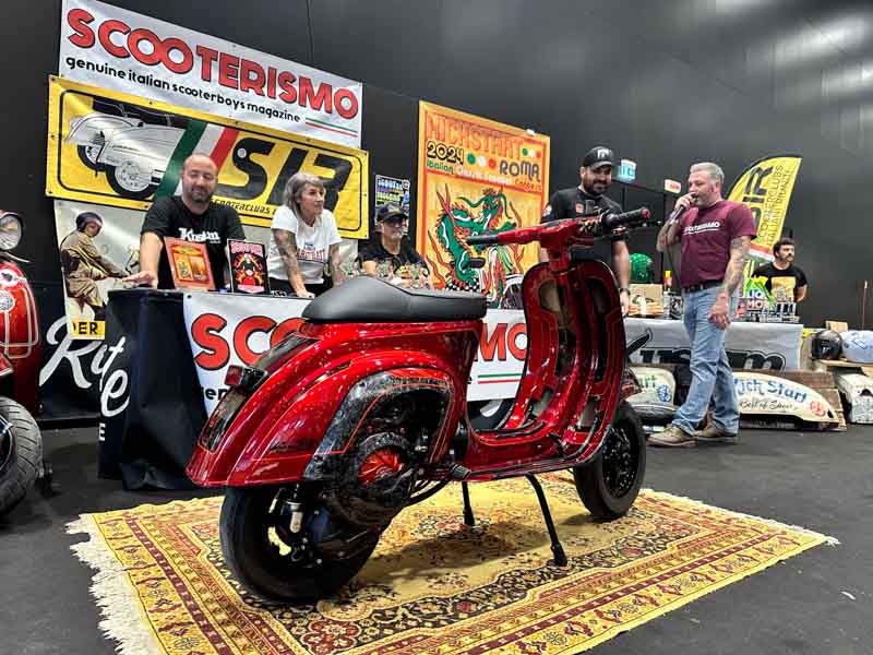 Scooter d'epoca protagonisti all'Eternal City Motorcycle Show di Roma