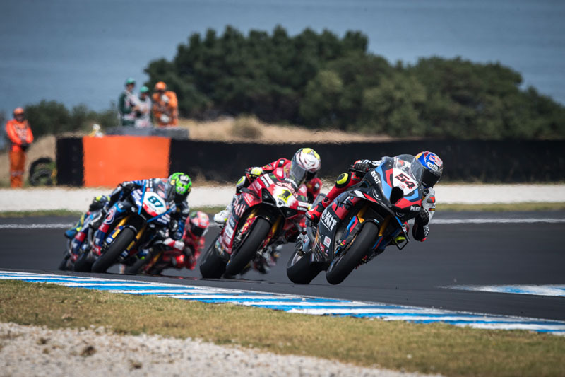 Toprak Razgatlioglu è il campione del Mondo Superbike storica vittoria per BMW Motorrad