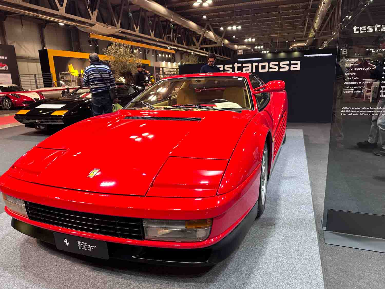 Ferrari testarossa, la leggenda compie 40 anni