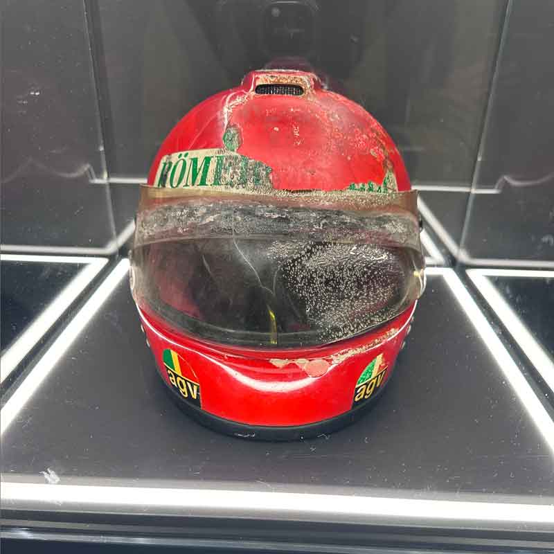 Il casco ritrovato dell'incidente di Niki Lauda