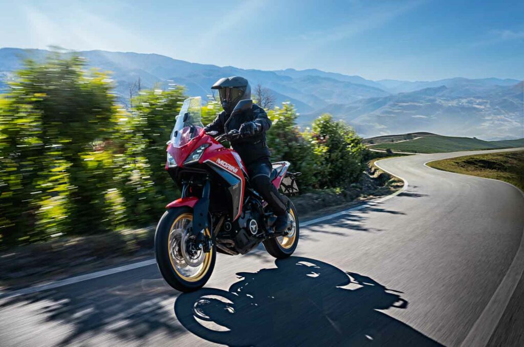 Moto Morini X-Cape 650, l'Adventure per eccellenza