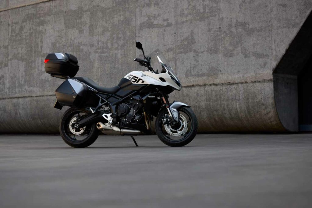 Triumph Tiger Sport 660 perfetta crossover stradale