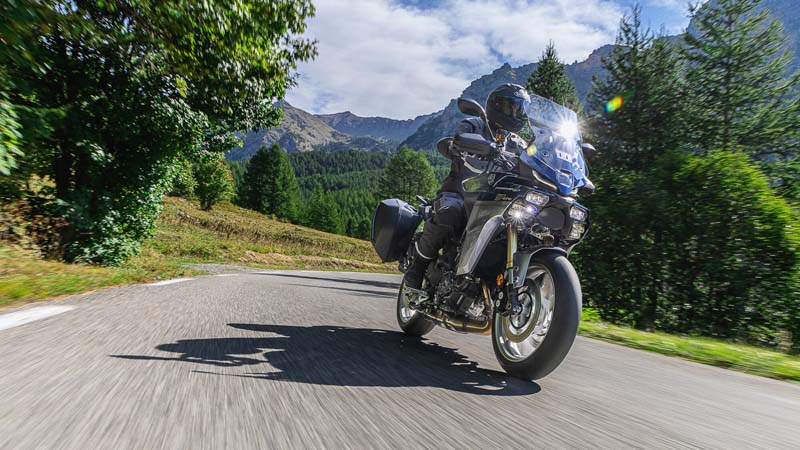 Yamaha TRACER 9 2025 nuova era per il touring sportivo