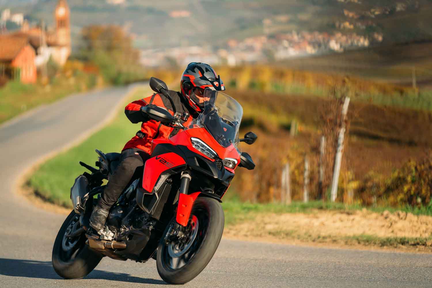 Ducati Multistrada V2 rivoluzione della leggerezza