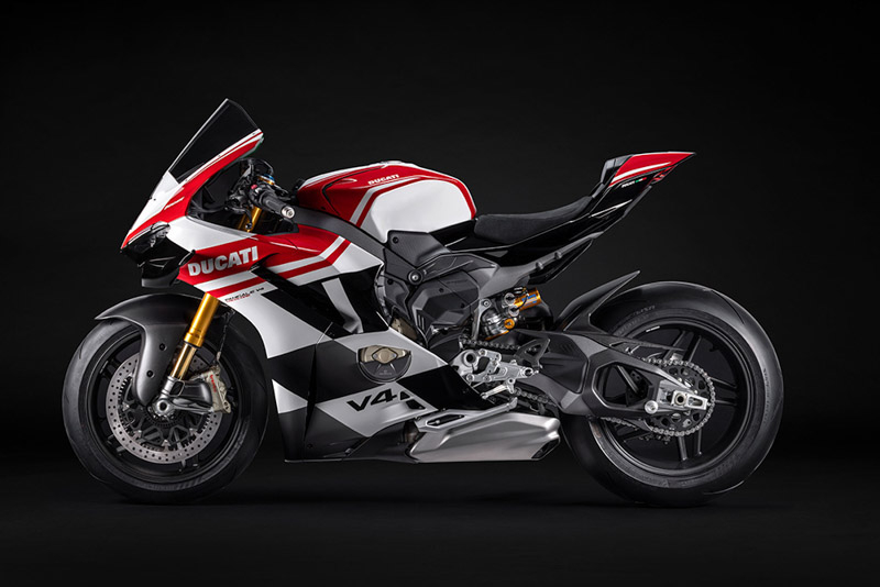 Ducati Panigale V4 Tricolore il Made in Italy che celebra la passione motociclistica