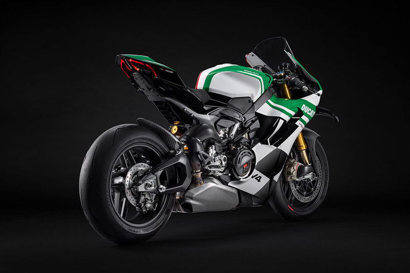 Ducati Panigale V4 Tricolore il Made in Italy che celebra la passione motociclistica