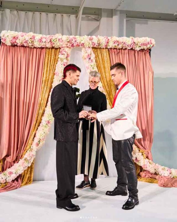 Un matrimonio alla Milano Fashion Week Uomo moda e amore si fondono in un evento storico