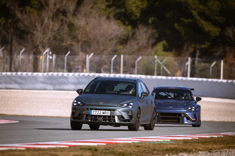 CUPRA Leon VZ e CUPRA Leon VZ TCR il design che unisce strada e pista