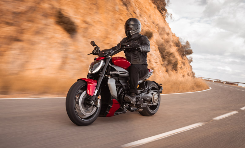 Ducati XDiavel V4, la sport cruiser di Borgo Panigale