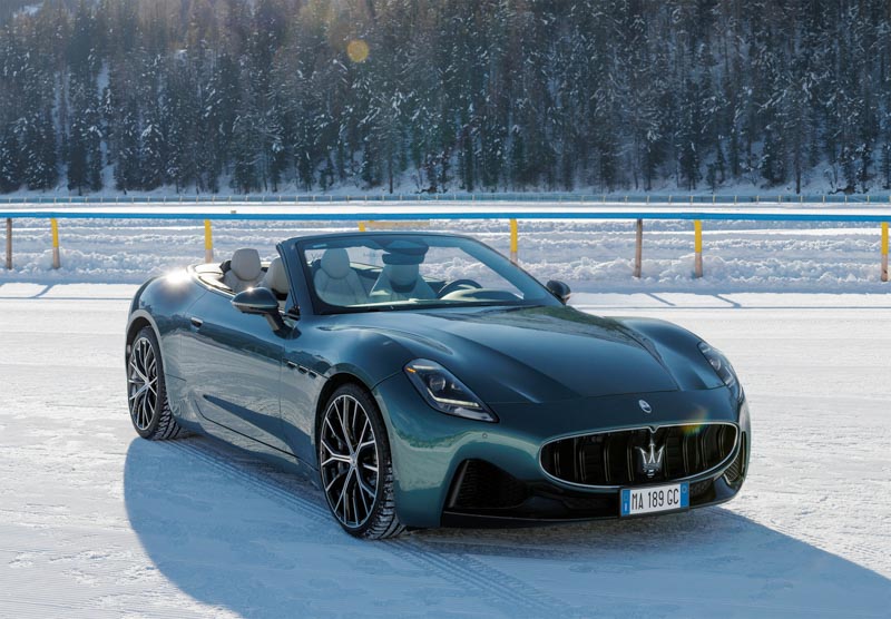 Maserati GranCabrio, il lusso in scena a St. Moritz